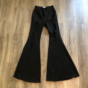 NWOT Vibrant Super Flare Jeans